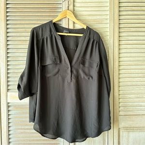 Torrid button up top